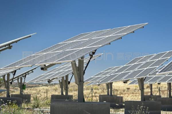 太陽(yáng)能發(fā)電廠 綠色能源的未來(lái)之路
